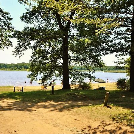 Chalet B4 * Saint-Fargeau-Ponthierry